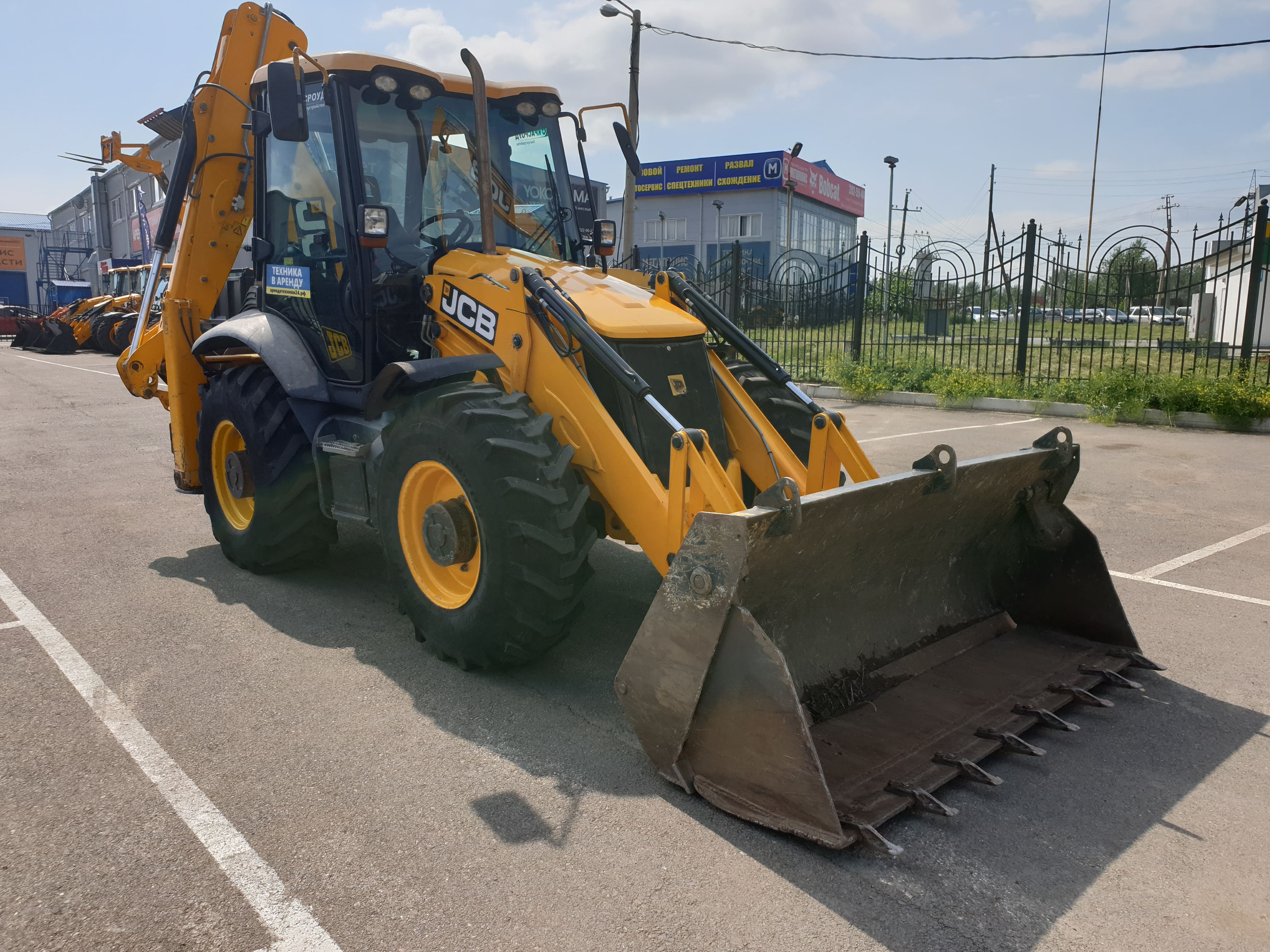 Экскаватор-погрузчик JCB 3CX-4WS