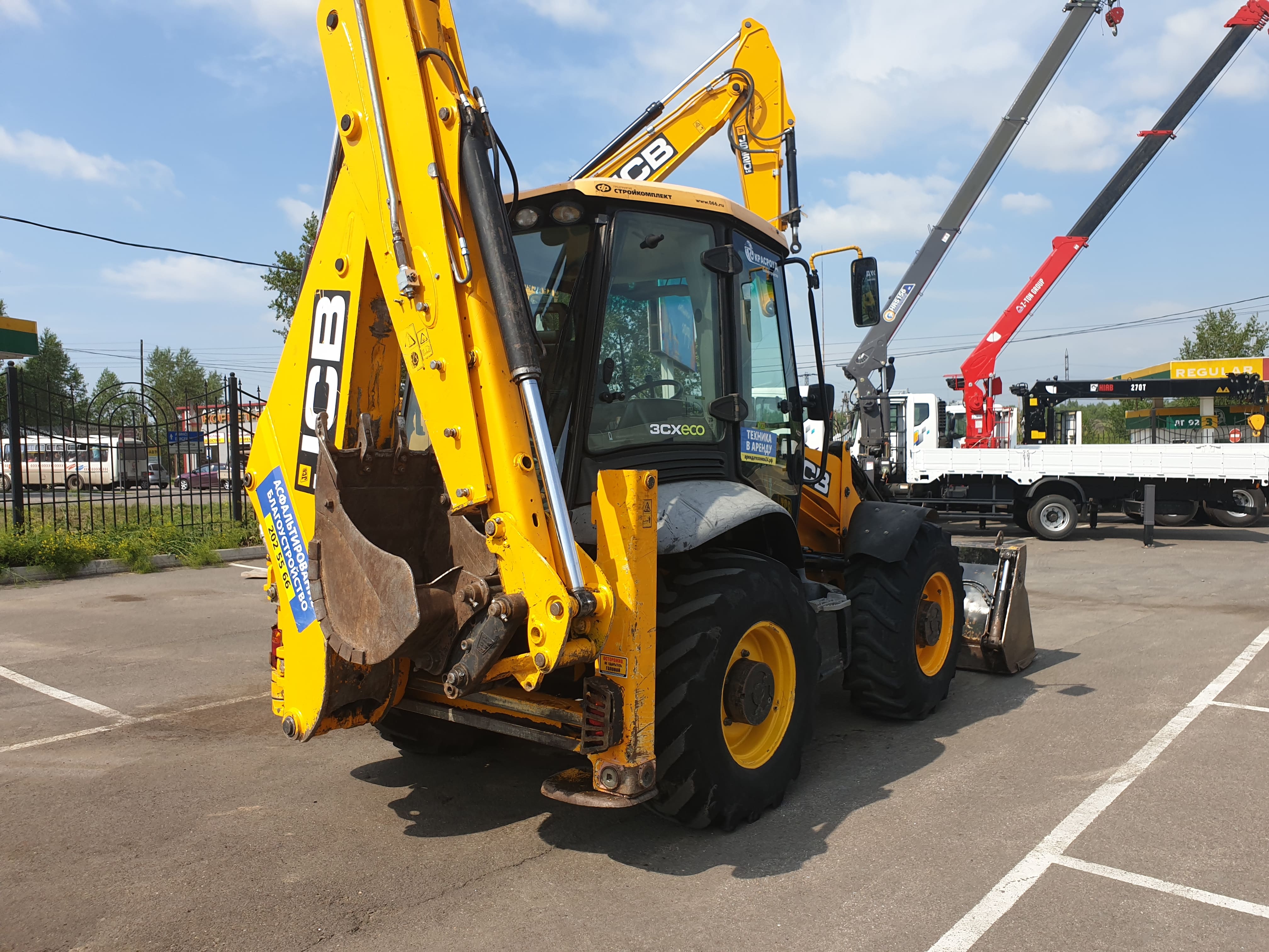 Экскаватор-погрузчик JCB 3CX-4WS