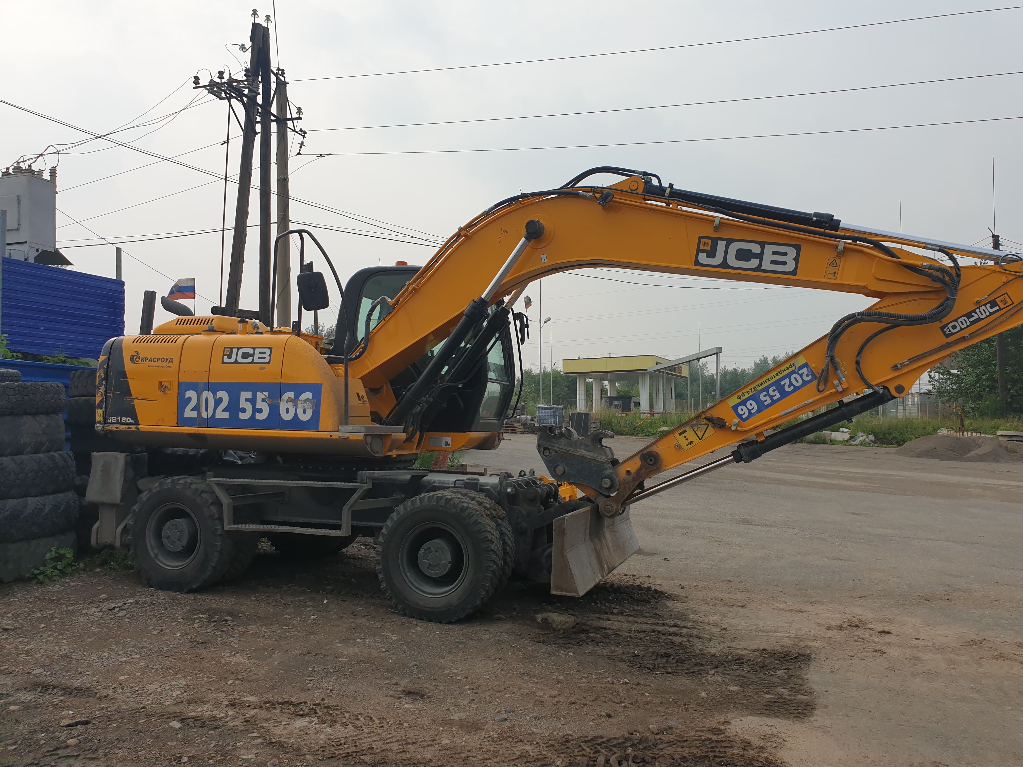 kolesnyj-ehkskavator-jcb-js160w-bu